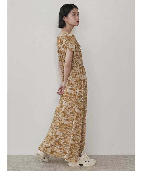 COTORICA（コトリカ）の「ウエストマークプリントフレアワンピース（ワンピース・レディース・グレー/イエロー・FREE）」の9枚目の写真