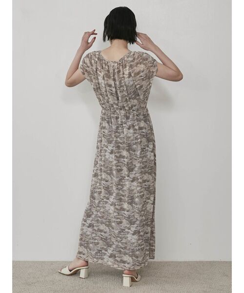 COTORICA（コトリカ）の「ウエストマークプリントフレアワンピース（ワンピース・レディース・グレー/イエロー・FREE）」の18枚目の写真