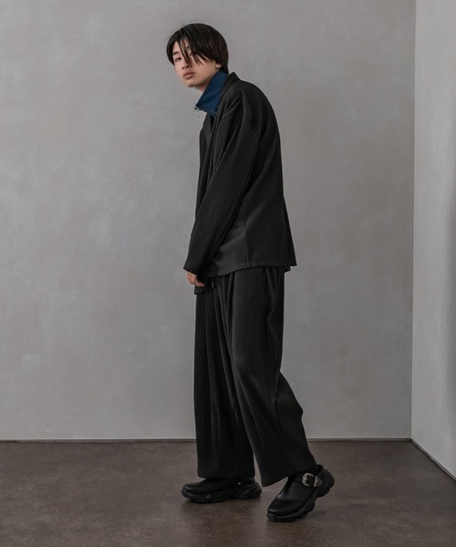 Adoon plain（アドーンプレーン）の「【Adoon plain】プリーツバルーンパンツ(セットアップ着用可)（その他パンツ・メンズ・ブラック/グレー・SMALL/MEDIUM/LARGE）」の5枚目の写真