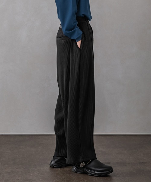 Adoon plain（アドーンプレーン）の「【Adoon plain】プリーツバルーンパンツ(セットアップ着用可)（その他パンツ・メンズ・ブラック/グレー・SMALL/MEDIUM/LARGE）」の9枚目の写真
