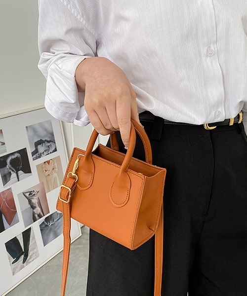 c.u.l（シーユーエル）の「【c.u.l】2wayスクエアミニショルダーバック cula381（ショルダーバッグ・レディース・ベージュ/アイボリー/ライトブラウン/ブラック/グリーン・FREE）」の9枚目の写真