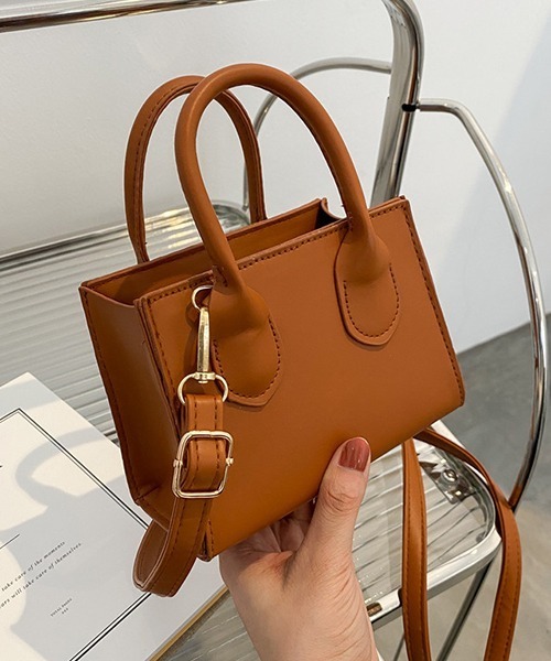 c.u.l（シーユーエル）の「【c.u.l】2wayスクエアミニショルダーバック cula381（ショルダーバッグ・レディース・ベージュ/アイボリー/ライトブラウン/ブラック/グリーン・FREE）」の11枚目の写真