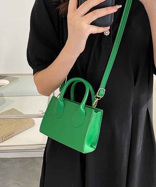 c.u.l（シーユーエル）の「【c.u.l】2wayスクエアミニショルダーバック cula381（ショルダーバッグ・レディース・ベージュ/アイボリー/ライトブラウン/ブラック/グリーン・FREE）」の13枚目の写真