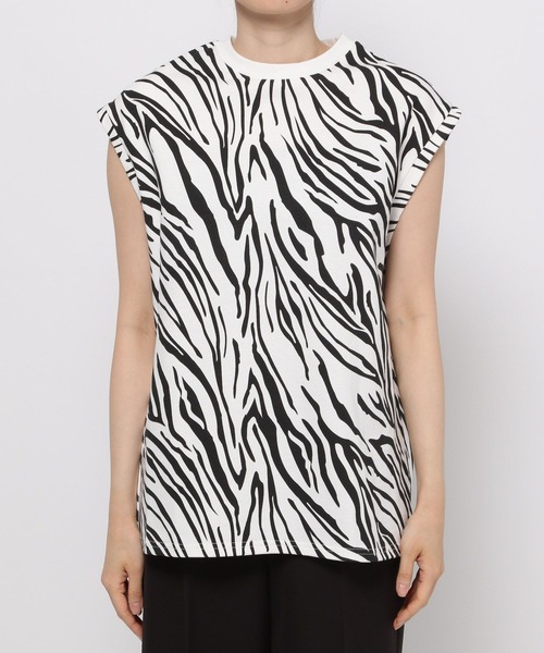 PAGEBOY(ページボーイ)の「ゼブラパターンノースリーブ(Tシャツ/カットソー・レディース・グリーン系その他/オフホワイト・FREE)」の6枚目の写真