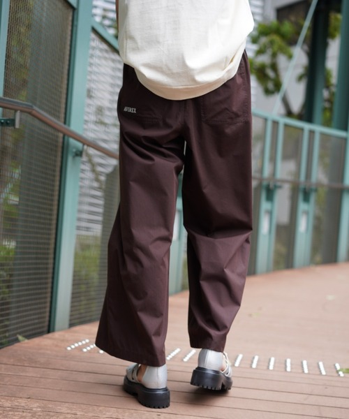 AVIREX（アヴィレックス）の「TUCK GATHERS WIDE PANTS/ タックギャザーワイドパンツ（その他パンツ・レディース・ブラック/ブラウン/アイボリー・FREE）」の10枚目の写真