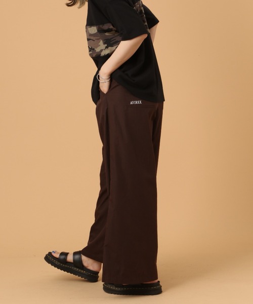 AVIREX（アヴィレックス）の「TUCK GATHERS WIDE PANTS/ タックギャザーワイドパンツ（その他パンツ・レディース・ブラック/ブラウン/アイボリー・FREE）」の15枚目の写真
