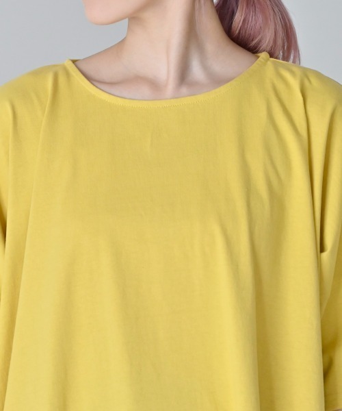 LUPILIEN（ルピリアン）の「オーバーシルエット　天竺編みスクエアプルオーバー　Tシャツ（Tシャツ/カットソー・レディース・ブラック/オフホワイト/イエロー/ライトカーキ・FREE）」の13枚目の写真