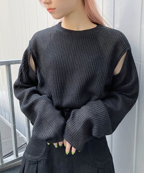 Figments（フィグメンツ）の「カットアウトメッシュトップス（ニット/セーター・レディース・ブラック/ホワイト・FREE）」の2枚目の写真