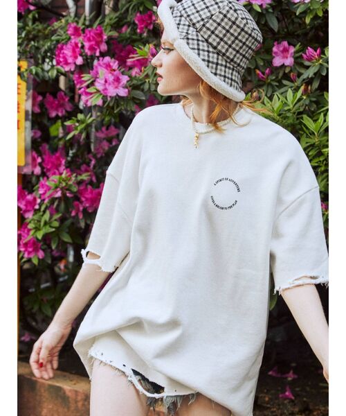 jouetie（ジュエティ）の「ハーフスリーブダメージプルオーバー（Tシャツ/カットソー・レディース・ブラック/オフホワイト/ブルー・MEDIUM）」の2枚目の写真