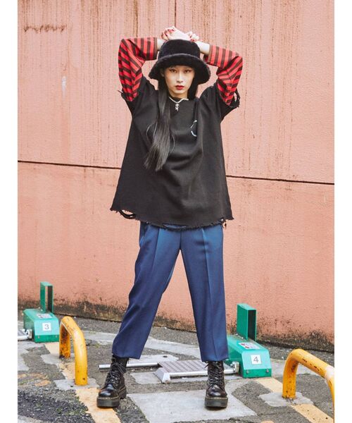 jouetie（ジュエティ）の「ハーフスリーブダメージプルオーバー（Tシャツ/カットソー・レディース・ブラック/オフホワイト/ブルー・MEDIUM）」の18枚目の写真