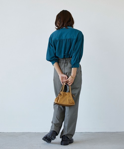 179/WG（イチナナキュウダブルジー）の「チューリップ刺繍パイピングブラウス（シャツ/ブラウス・レディース・オフホワイト/ピンク/ブルー・MEDIUM）」の19枚目の写真