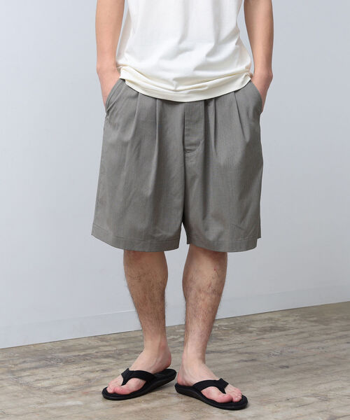 BEAMS（ビームス）の「BEAMS / 2プリーツ チェック ショーツ（その他パンツ・メンズ・ネイビー/グレー・S/M/L/XL）」の2枚目の写真