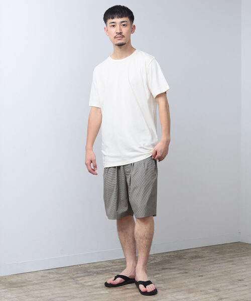 BEAMS（ビームス）の「BEAMS / 2プリーツ チェック ショーツ（その他パンツ・メンズ・ネイビー/グレー・S/M/L/XL）」の4枚目の写真