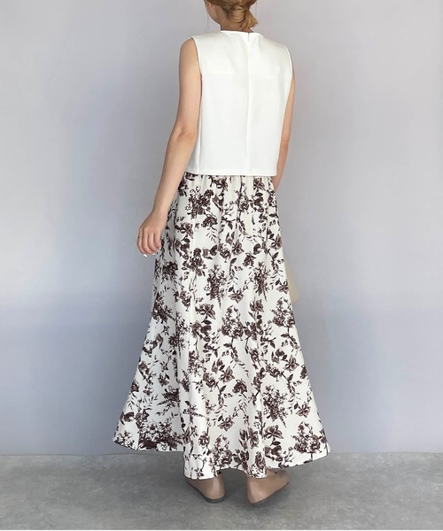 PICCIN(ピッチン)の「フラワー柄フレアスカート(スカート・レディース・ブラック/ブラウン/ブルー・M/L)」の18枚目の写真