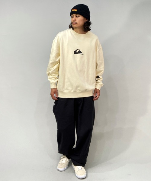 Quiksilver（クイックシルバー）の「QUIKSILVER/クイックシルバー 五十嵐カノア オーバーサイズ ワンポイントロゴ クルーネックトレーナー/スウェット QPO224151（スウェット・メンズ・ホワイト/ブラック・M/L）」の7枚目の写真