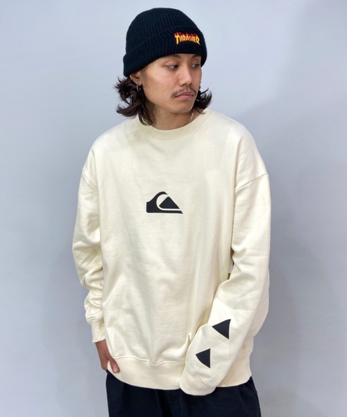 Quiksilver（クイックシルバー）の「QUIKSILVER/クイックシルバー 五十嵐カノア オーバーサイズ ワンポイントロゴ クルーネックトレーナー/スウェット QPO224151（スウェット・メンズ・ホワイト/ブラック・M/L）」の3枚目の写真