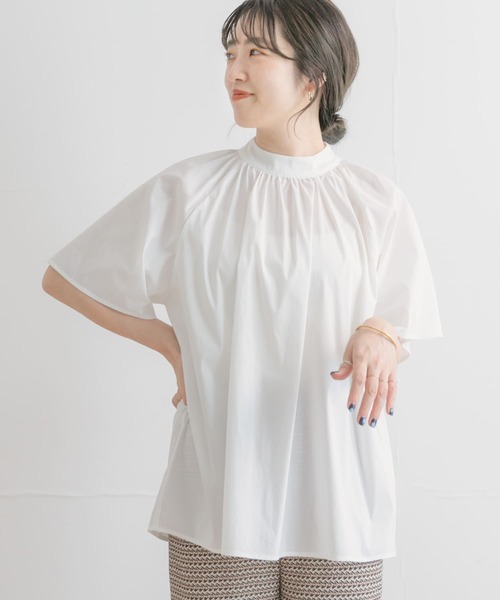 ITEMS URBANRESEARCH（アイテムズ アーバンリサーチ）の「ハイネックブラウス（シャツ/ブラウス・レディース・ホワイト/ネイビー/オレンジ/ラベンダー・FREE）」の5枚目の写真