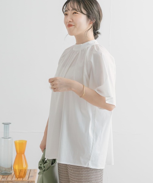 ITEMS URBANRESEARCH（アイテムズ アーバンリサーチ）の「ハイネックブラウス（シャツ/ブラウス・レディース・ホワイト/ネイビー/オレンジ/ラベンダー・FREE）」の7枚目の写真