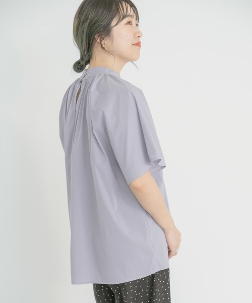 ITEMS URBANRESEARCH（アイテムズ アーバンリサーチ）の「ハイネックブラウス（シャツ/ブラウス・レディース・ホワイト/ネイビー/オレンジ/ラベンダー・FREE）」の16枚目の写真