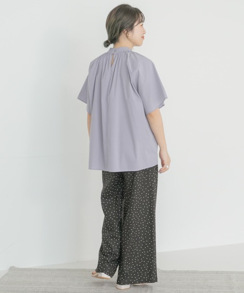 ITEMS URBANRESEARCH（アイテムズ アーバンリサーチ）の「ハイネックブラウス（シャツ/ブラウス・レディース・ホワイト/ネイビー/オレンジ/ラベンダー・FREE）」の19枚目の写真