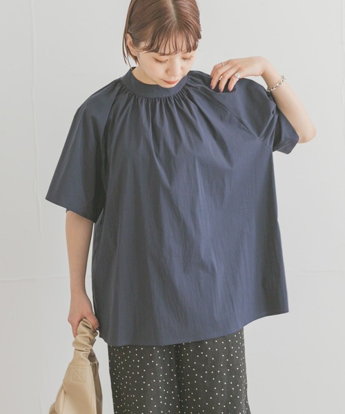 ITEMS URBANRESEARCH（アイテムズ アーバンリサーチ）の「ハイネックブラウス（シャツ/ブラウス・レディース・ホワイト/ネイビー/オレンジ/ラベンダー・FREE）」の21枚目の写真