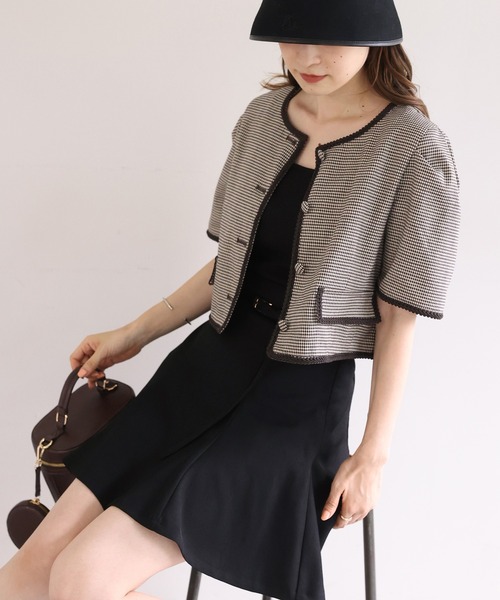 one after another NICE CLAUP（ワンアフターアナザーナイスクラップ）の「ブレードショートジャケット（ノーカラージャケット・レディース・ブラック/ブラック系その他/ブラウン系その他・FREE）」の3枚目の写真