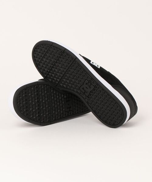 DC SHOES（ディーシーシューズ）の「CRISIS 2/DCスニーカー（スニーカー・メンズ・チャコールグレー/ブラック×ホワイト/ブラック系その他/ウィート/レッド・26cm/26.5cm/27cm/27.5cm/28cm/24.5cm/24cm/28.5cm/25cm/29cm/25.5cm）」の7枚目の写真