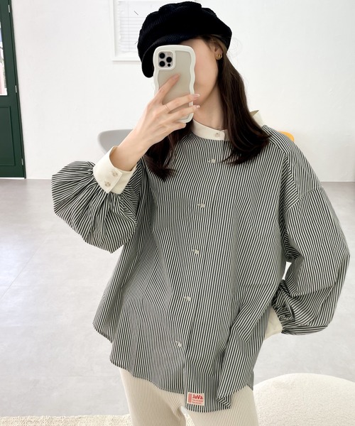 Java（ジャバ）の「《JaVa ジャバコラボ》ストライプ最強説。レトロストライプ柄クレリックシャツ（シャツ/ブラウス・レディース・ブルー系その他3/グレー系その他2/ブルー系その他2/オレンジ系その他/ピンク系その他/イエロー系その他/グリーン系その他/ブルー系その他/グレー系その他/ブラック系その他/ブラック×グレー・SMALL/MEDIUM/LARGE/X-LARGE）」の12枚目の写真