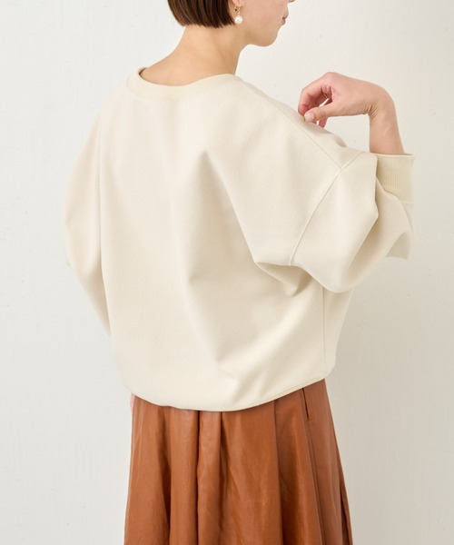 BEARDSLEY(ビアズリー)の「【大人なスウェット】プリントドルマントレーナー(Tシャツ/カットソー・レディース・オフホワイト/ネイビー・FREE)」の17枚目の写真