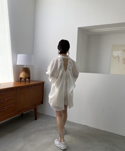 I_am（アイアム）の「front tuck short pants（その他パンツ・レディース・ブラック/ベージュ/アイボリー・FREE）」の13枚目の写真