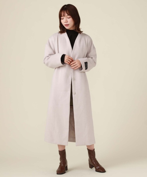 archives（アルシーヴ）の「Ｖネックコート（ノーカラーコート・レディース・グリーン/アイボリー/グレイッシュベージュ/ブラック・MEDIUM）」の2枚目の写真