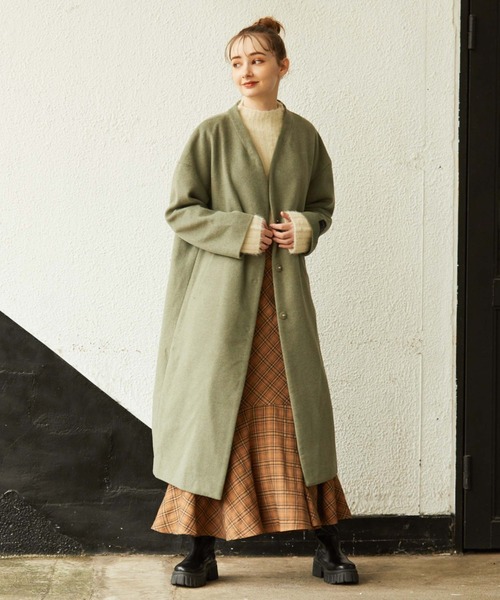 archives（アルシーヴ）の「Ｖネックコート（ノーカラーコート・レディース・グリーン/アイボリー/グレイッシュベージュ/ブラック・MEDIUM）」の5枚目の写真