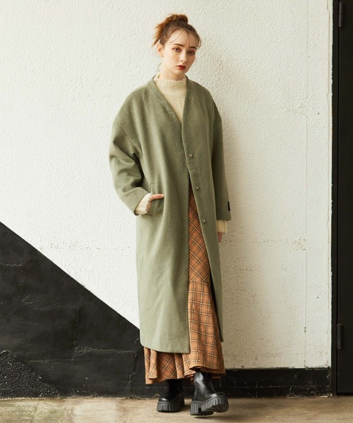 archives（アルシーヴ）の「Ｖネックコート（ノーカラーコート・レディース・グリーン/アイボリー/グレイッシュベージュ/ブラック・MEDIUM）」の7枚目の写真