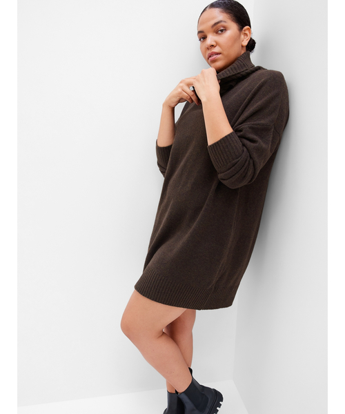 GAP（ギャップ）の「CashSoft カシミヤタッチ ミニ タートルネック ニットワンピース（ワンピース・レディース・グレー/ブラック/ベージュ/ブラウン・XS/S/M/L/XL/XXS）」の11枚目の写真