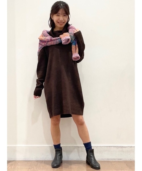 GAP（ギャップ）の「CashSoft カシミヤタッチ ミニ タートルネック ニットワンピース（ワンピース・レディース・グレー/ブラック/ベージュ/ブラウン・XS/S/M/L/XL/XXS）」の17枚目の写真