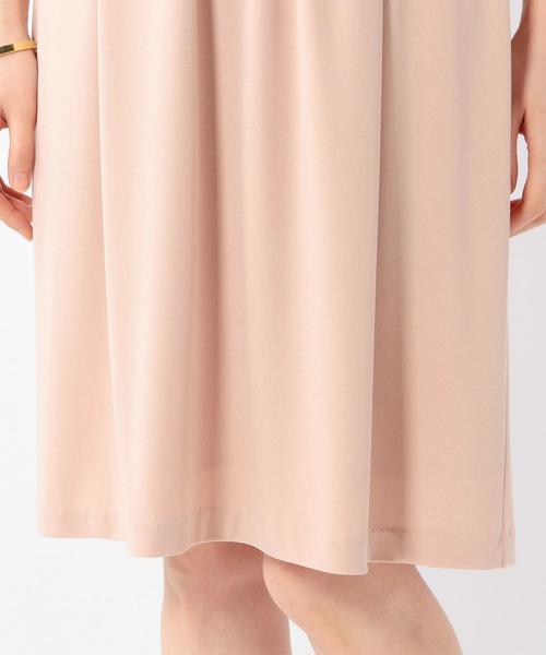 UNITED ARROWS（ユナイテッドアローズ）の「UAB TA/P フレアドレープ ワンピース※◆（ワンピース・レディース・ベージュ/ネイビー・36/38/40）」の9枚目の写真