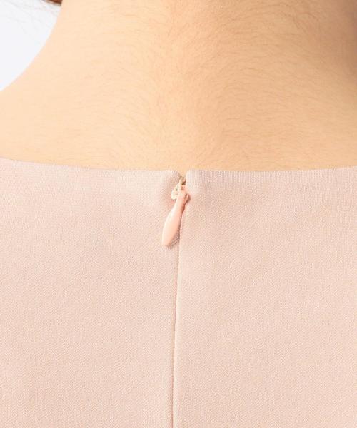 UNITED ARROWS（ユナイテッドアローズ）の「UAB TA/P フレアドレープ ワンピース※◆（ワンピース・レディース・ベージュ/ネイビー・36/38/40）」の11枚目の写真