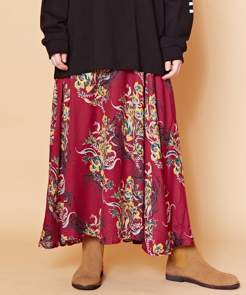 チャイハネ（チャイハネ）の「【チャイハネ】ラゾーラフラワープリントスカート（スカート・レディース・レッド/パープル/ブラック・FREE）」の3枚目の写真