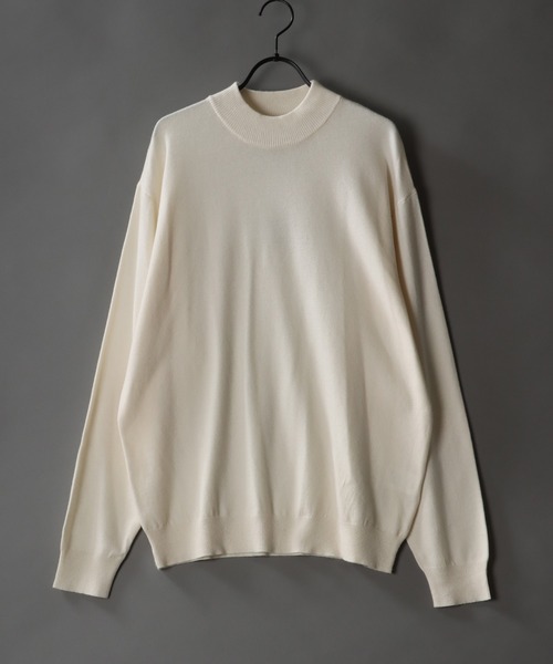 SITRY(シトリー)の「middle gauge mock neck sweater/ミドルゲージ モックネック セーター(ニット/セーター・メンズ・グリーン/ライトグレー/ブラウン/オフホワイト/チャコールグレー/ブルーグリーン/ブラック/グレイッシュベージュ・M/L)」の1枚目の写真