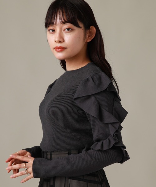 Cheek（チーク）の「袖フリルニット（ニット/セーター・レディース・アイボリー/モカ/チャコールグレー・MEDIUM）」の16枚目の写真