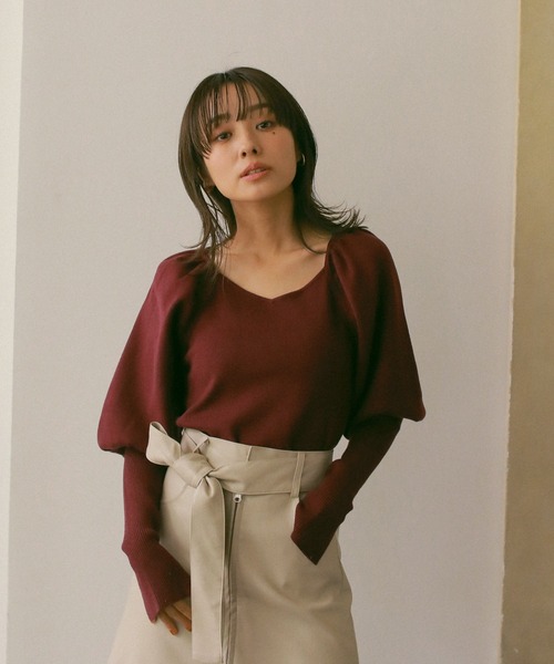 N WITH.（エヌウィズ）の「ボリュームショルダーニット（Tシャツ/カットソー・レディース・ワイン系/ブラック/ホワイト・FREE）」の19枚目の写真