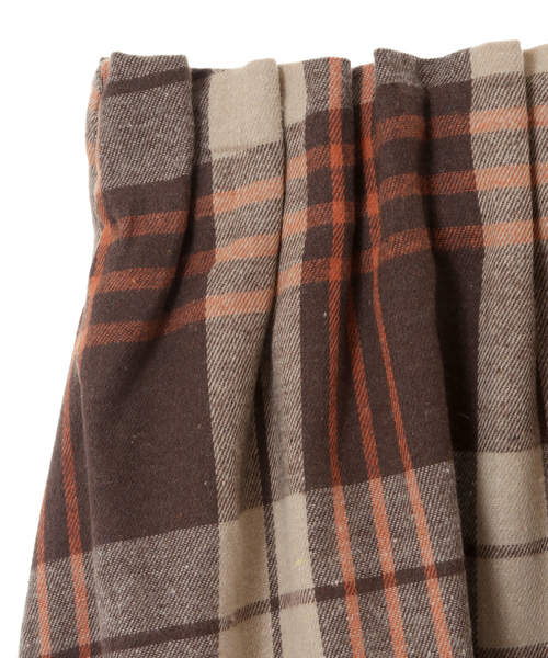 SOFFITTO（ソフィット）の「先染めチェックラッピングスカート（取り扱い店舗限定）（スカート・レディース・ホワイト系その他/ブラウン系その他・M）」の5枚目の写真