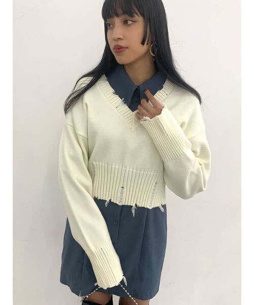 EMODA(エモダ)の「ヘムクラッシュVネックニット(ニット/セーター・レディース・パープル/グリーン/ブラック/アイボリー・FREE)」の9枚目の写真