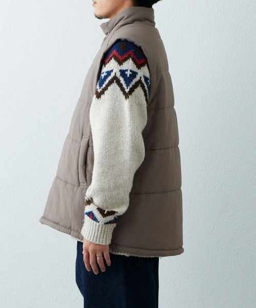 CIAOPANIC TYPY（チャオパニックティピー）の「□中綿スタンドネックベスト（ダウンベスト・メンズ・グレイッシュベージュ/ブラック/アイボリー・M/L）」の5枚目の写真