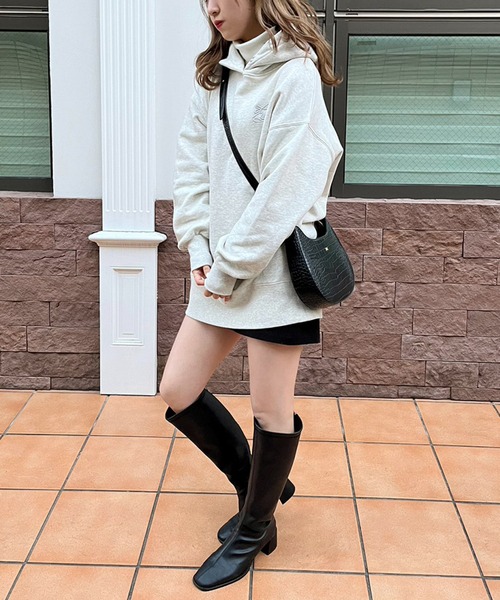 one after another NICE CLAUP（ワンアフターアナザーナイスクラップ）の「イニシャル刺繍入りオーバーサイズパーカー（パーカー・レディース・オートミール/オフホワイト/サックスブルー/ベージュ・FREE）」の20枚目の写真