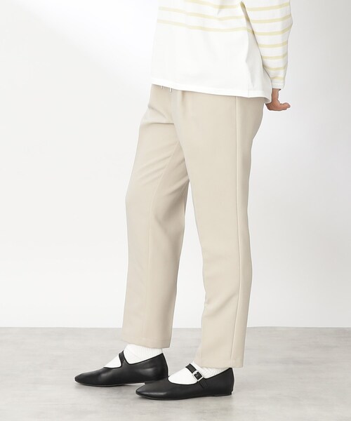 THE SHOP TK (ザ ショップ ティーケー )の「◆【美脚が叶う/ONOFF活躍】ジョグテーパードパンツ(その他パンツ・レディース・ライトグレー/ライトベージュ/ダークオリーブ/ブラック・11/12/13/14/10)」の16枚目の写真