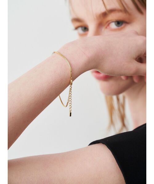 ELENDEEK（エレンディーク）の「バイカラーブレスレット（ブレスレット・レディース・ゴールド/シルバー・FREE）」の5枚目の写真