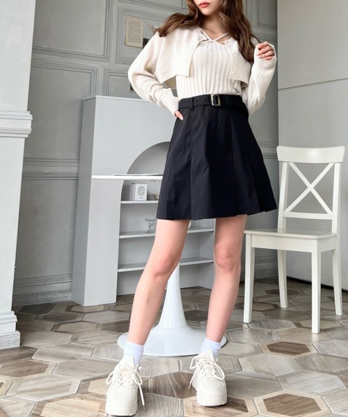 moment+（モーメントプラス）の「ベルト付きタックミニスカパン（スカート・レディース・アイボリー/ベージュ/ブラック/カーキ・M/L/S）」の18枚目の写真