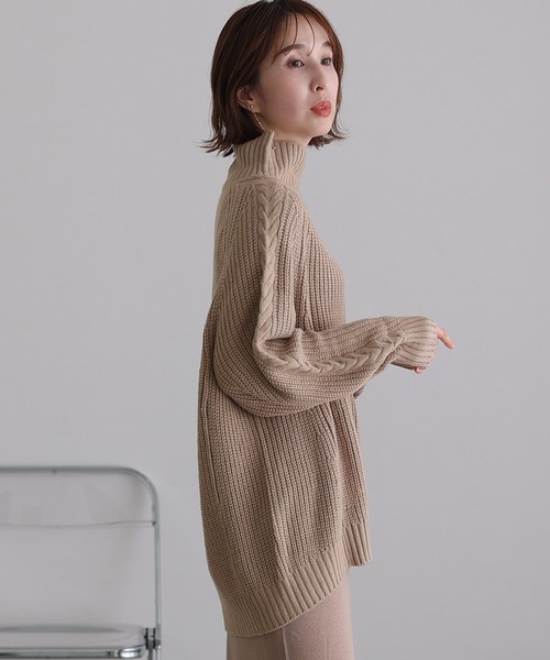 ElegChic(エレグシック)の「ケーブル片畔編みセーター(ニット/セーター・レディース・ブラック/グレイッシュベージュ/ネイビー・L/3L/5L)」の11枚目の写真