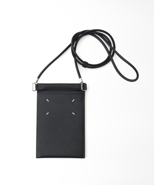 Maison Margiela(メゾンマルジェラ)の「【MAISON MARGIELA / メゾン マルジェラ】PHONE NECK POUCH P4745(スマホケース/カバー・メンズ・ブラック・FREE)」の2枚目の写真